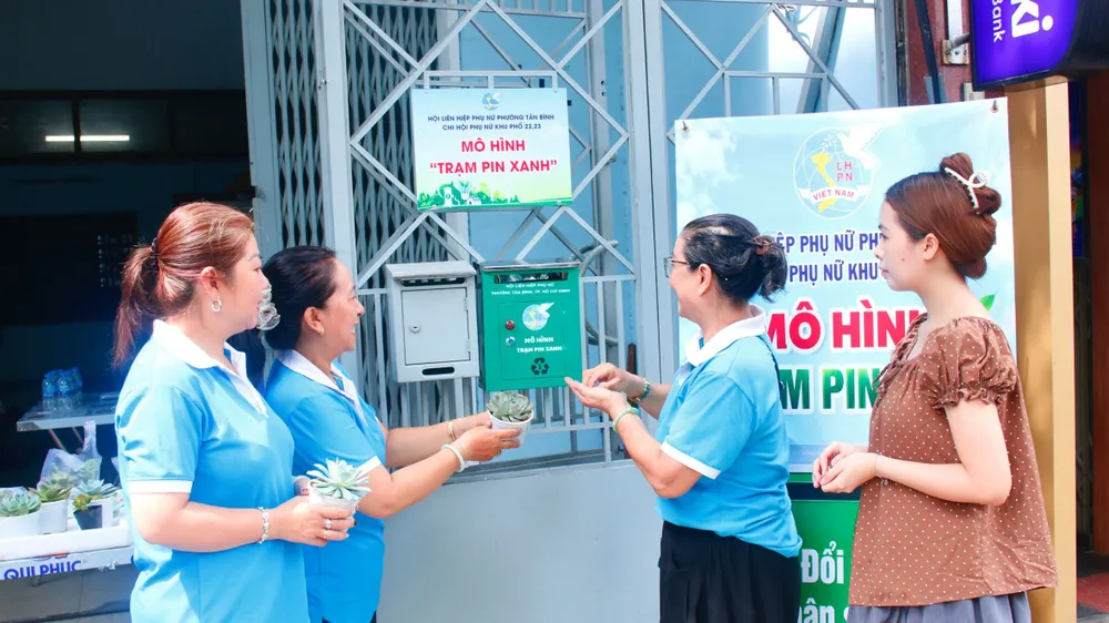 Thu gom pin cũ, góp sức vì môi trường xanh