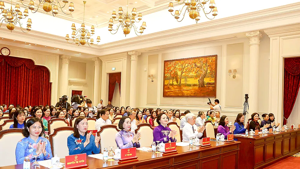Tổng Bí thư, Chủ tịch nước Tô Lâm gặp mặt nữ đại biểu Quốc hội khóa XVI