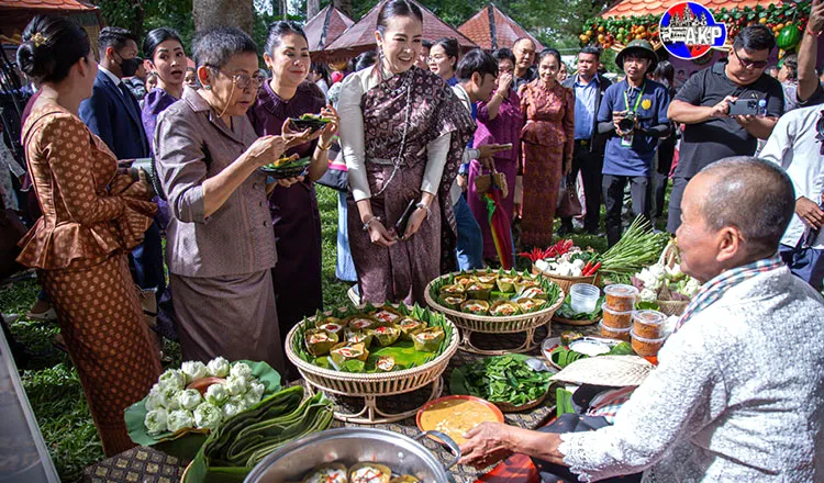 Nụ cười ở đất nước Chùa Tháp