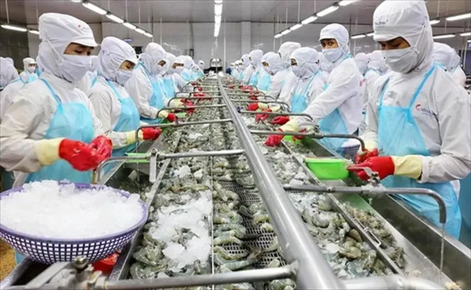 Các nước phản ứng thận trọng