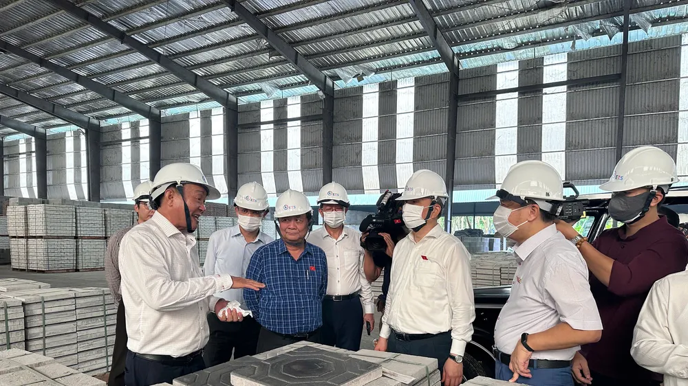 Xử lý rác cho siêu đô thị TPHCM - Bài 3: Biến rác thải thành điện