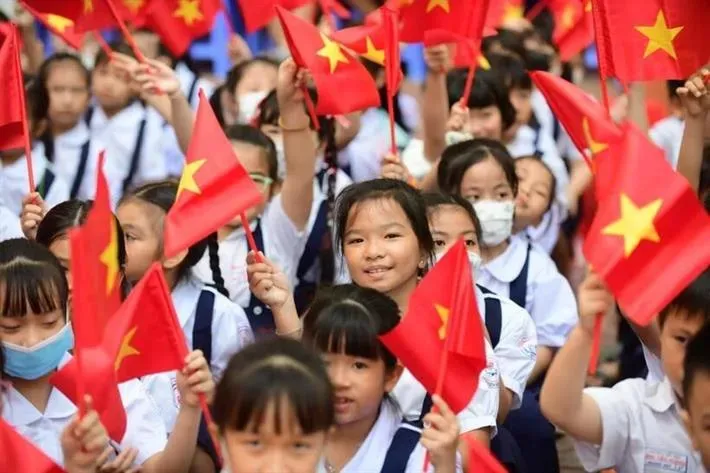 80 năm và sự quan tâm đặc biệt dành cho giáo dục