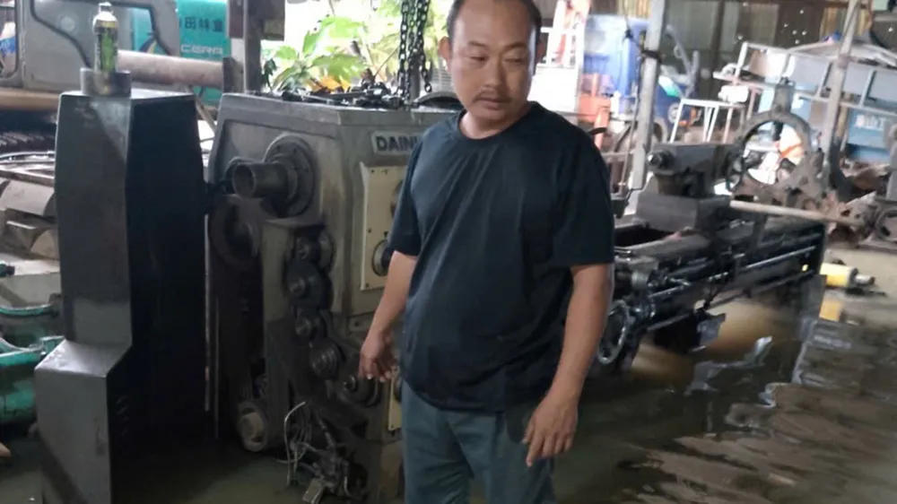 Lắp đặt thêm máy bơm nước khi trời mưa