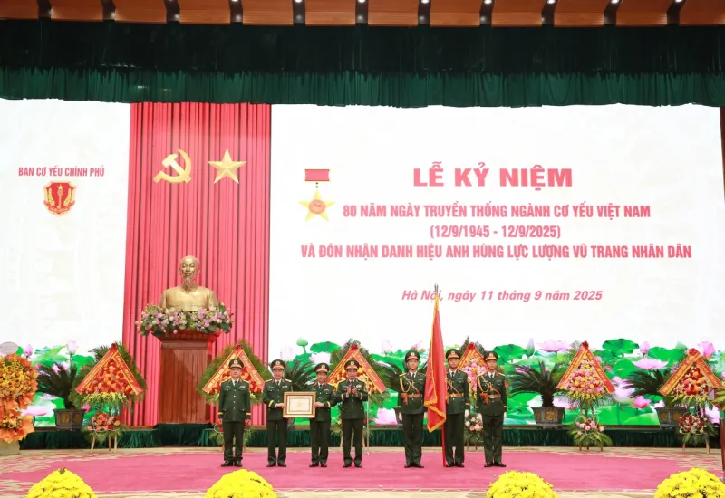 Ban Cơ yếu Chính phủ đón nhận danh hiệu Anh hùng Lực lượng vũ trang nhân dân