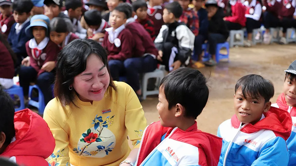 Chương trình “Áo ấm đến trường”: Tiếp nối hành trình nhân ái