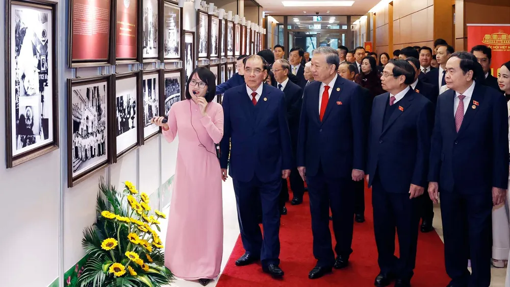 Đi trước một bước về thể chế, mở đường cho đất nước phát triển nhanh và bền vững