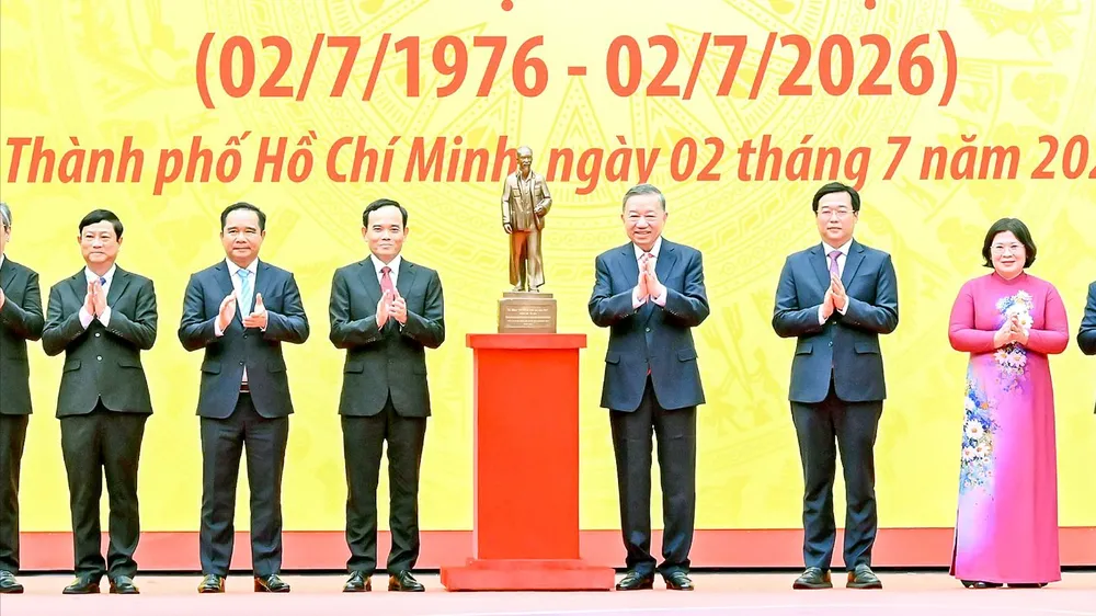 Long trọng kỷ niệm 50 năm Ngày Thành phố Sài Gòn - Gia Định vinh dự mang tên Chủ tịch Hồ Chí Minh 