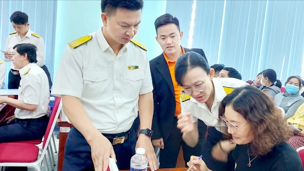 Gỡ vướng mắc cho doanh nghiệp “khai tử”