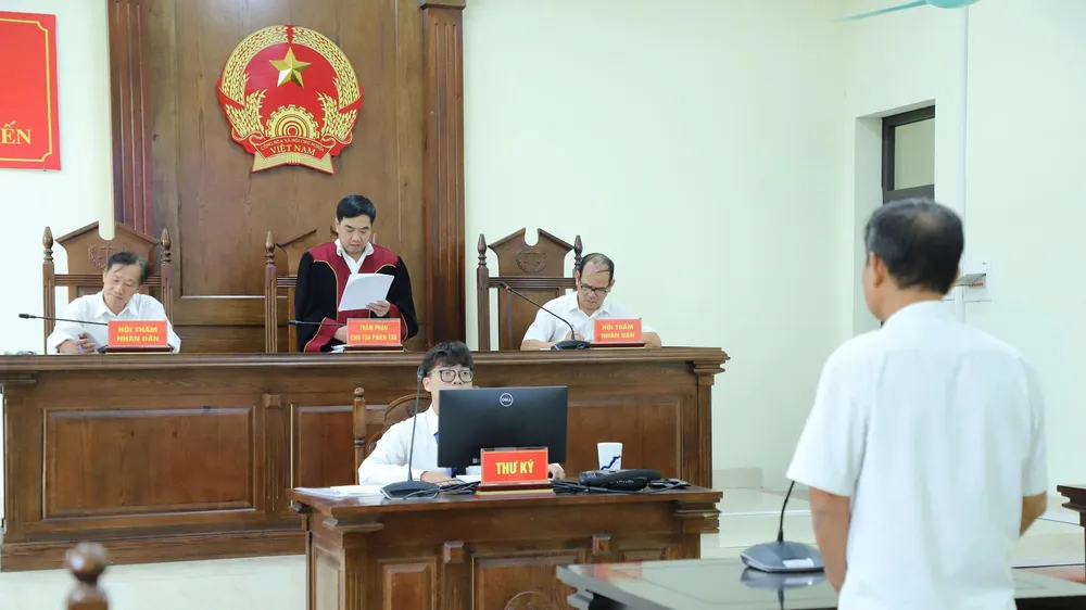 Hà Nội: Yêu cầu đóng, truy đóng gần 5,9 tỷ đồng bảo hiểm cho 873 lao động