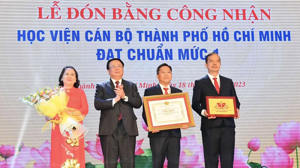 Học viện Cán bộ TPHCM được công nhận đạt chuẩn mức 1