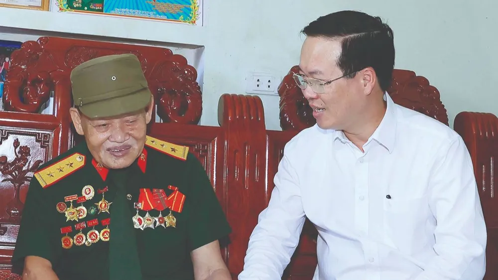 Chủ tịch nước Võ Văn Thưởng: Phải hết sức coi trọng bảo vệ môi trường, quản lý tài nguyên