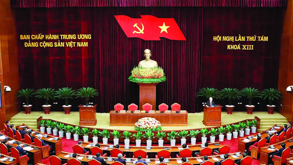 Quang cảnh phiên bế mạc Hội nghị lần thứ tám Ban Chấp hành Trung ương Đảng khóa XIII. Ảnh: VIẾT CHUNG