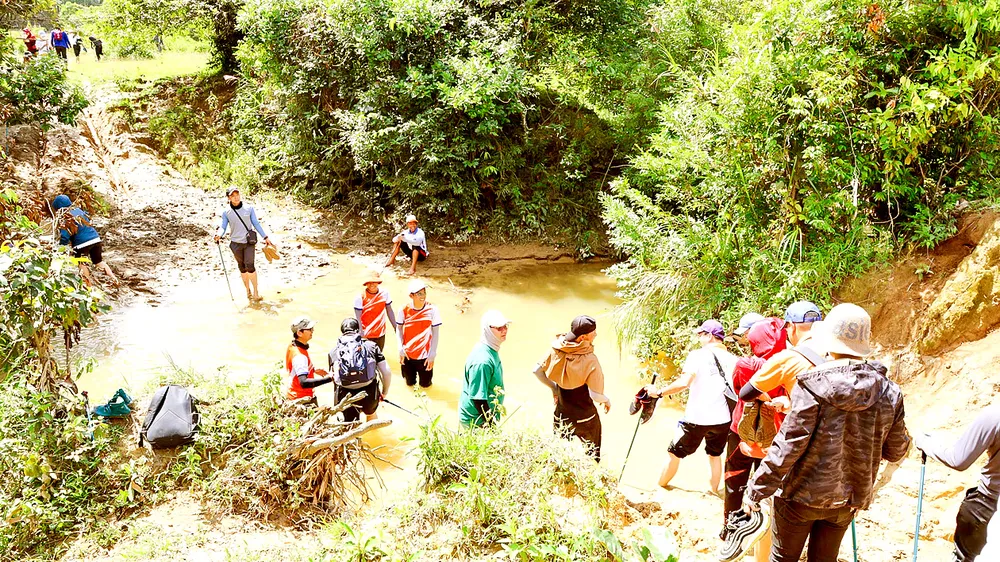 Thung thăng qua Tà Năng