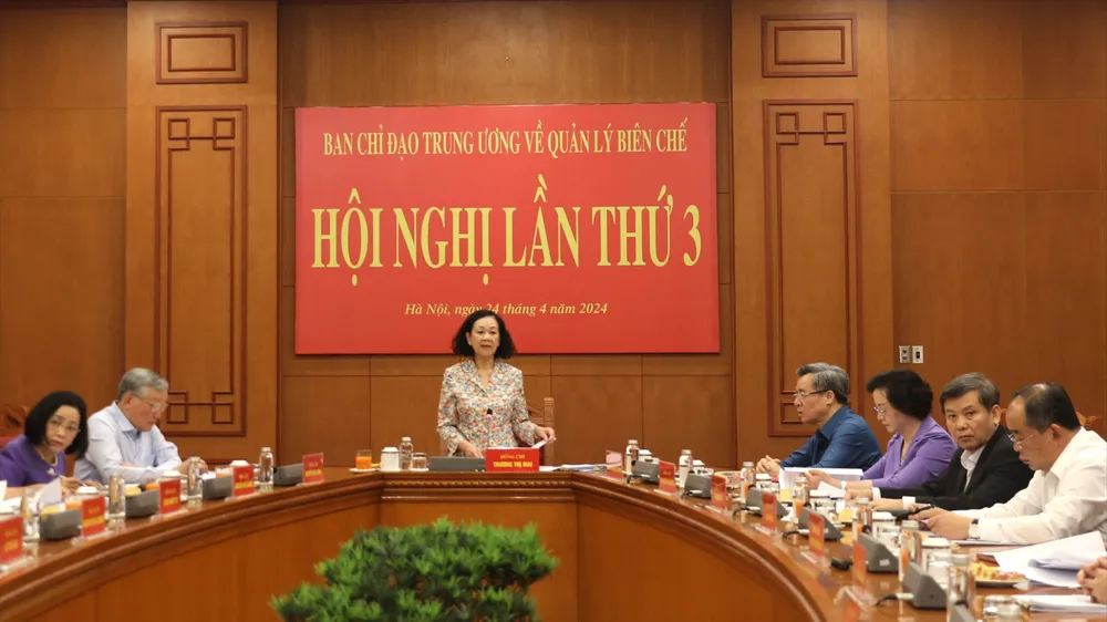 Quản lý chặt chẽ, chủ động phương án, lộ trình tinh giản biên chế đến năm 2026