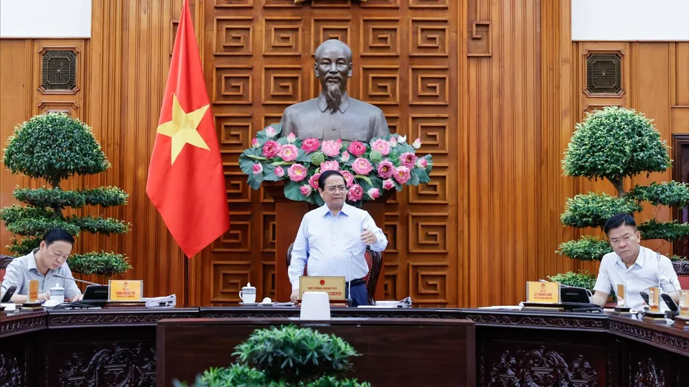 Có chính sách để hạn chế tiêu dùng các loại hàng hóa ảnh hưởng tới sức khỏe con người, môi trường