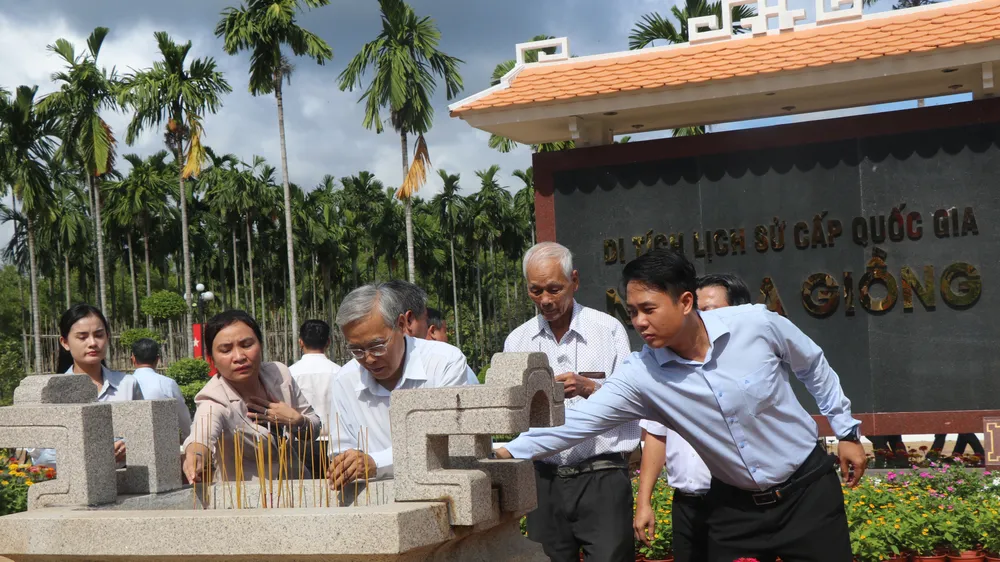 Tình đất, tình người trên quê hương 18 thôn Vườn trầu