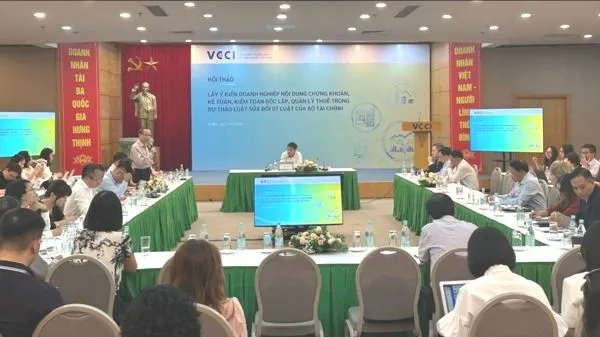 Vẫn tranh cãi về đề xuất sàn thương mại điện tử nộp thuế thay người bán hàng