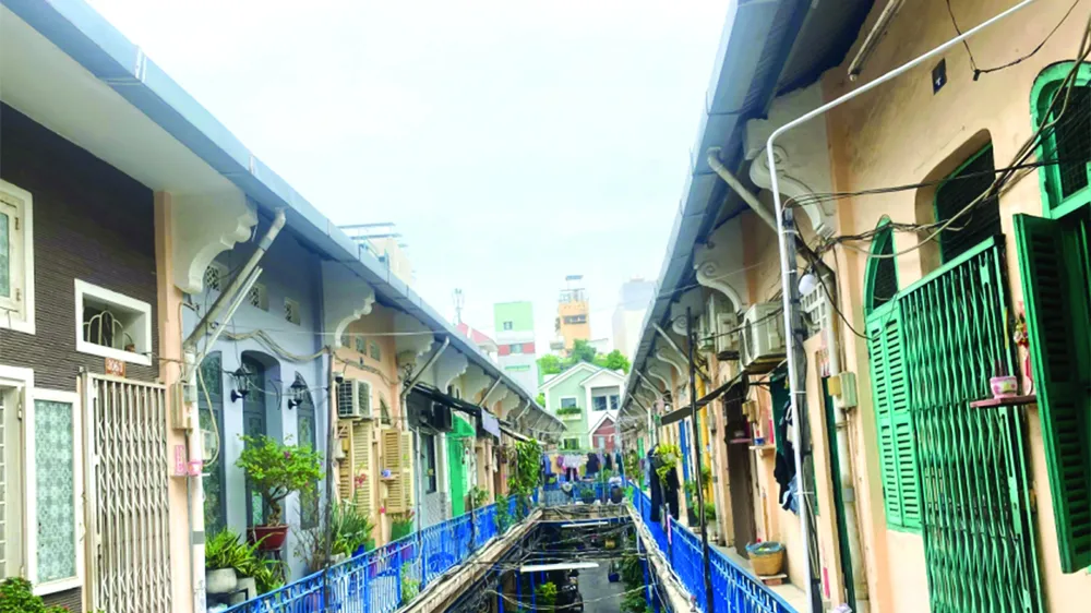 Podcast: Dưới bóng thời gian