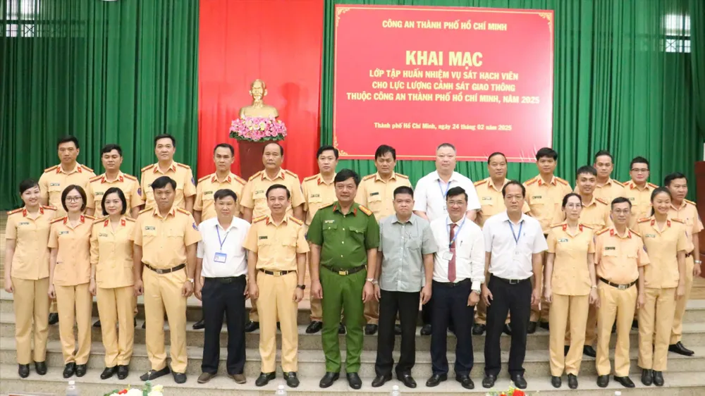 Công an TPHCM tập huấn sát hạch, cấp giấy phép lái xe