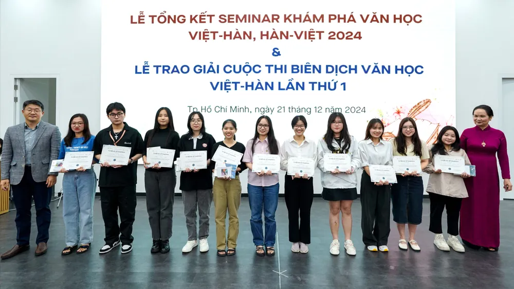 Tạo sân chơi cho dịch giả trẻ