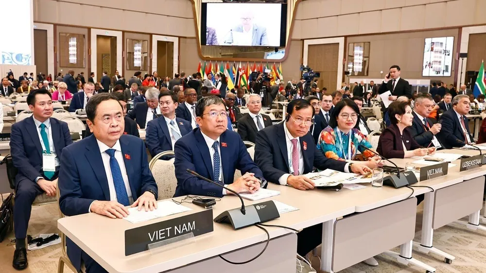Chủ tịch Quốc hội Trần Thanh Mẫn đề xuất tăng cường hợp tác quốc tế giữa các nghị viện