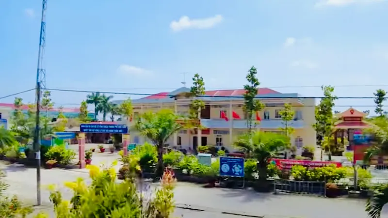 Trụ sở xã Vĩnh Trạch (nay là phường Vĩnh Trạch, thuộc tỉnh Cà Mau), nơi hai lãnh đạo UBND phường vừa chính thức có đơn xin nghỉ công tác. Ảnh minh hoạ (nguồn: Báo Nhân Dân)