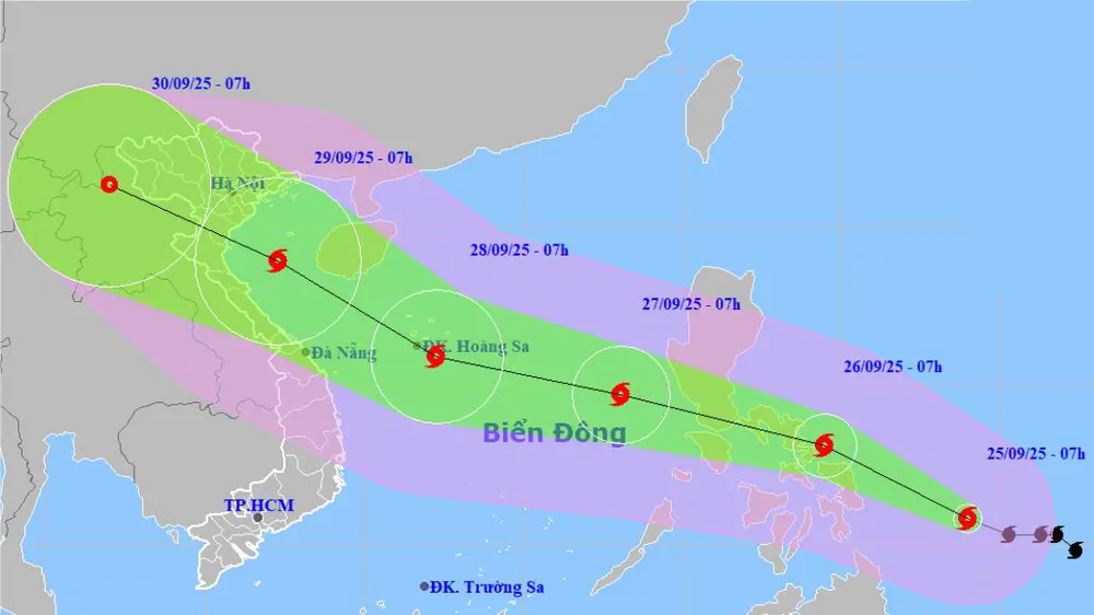 Bão Bualoi cấp 12 đang tiến nhanh vào Biển Đông