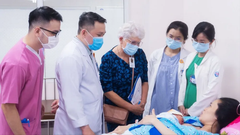 Hợp tác quốc tế: Chìa khóa nâng tầm hệ thống y tế