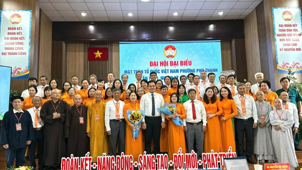 Xây dựng đội ngũ cán bộ mặt trận vững mạnh, chuyên nghiệp 
