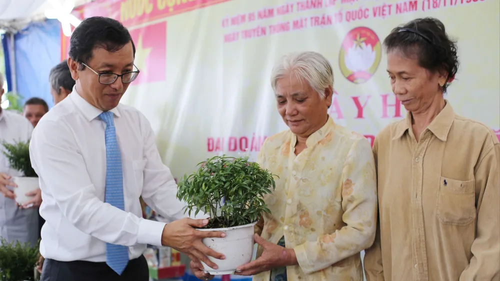 Ấp Miễu Ba (xã Cần Giờ) thi đua 100% hộ dân xây dựng công trình đúng quy hoạch