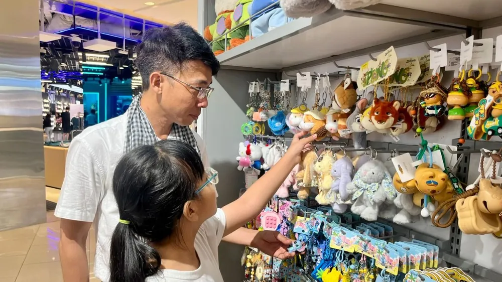 Vượt qua áp lực chi tiêu cuối năm