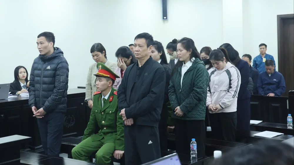 Xét xử nhóm buôn lậu hơn nửa tấn vàng qua biên giới