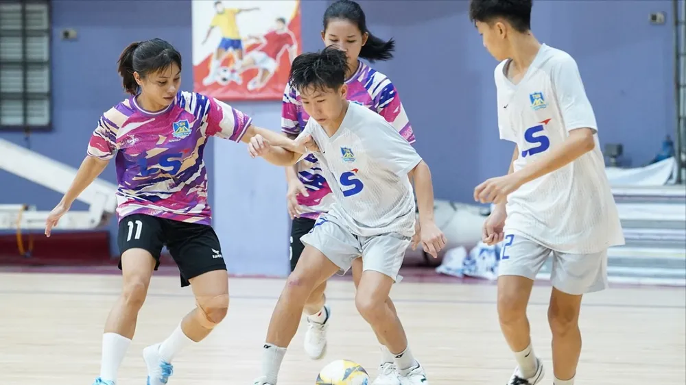 Thắp lửa phong trào futsal cơ sở
