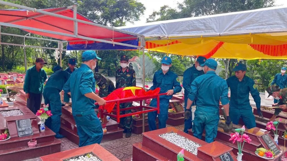 Lâm Đồng tập trung lấy mẫu danh tính phần mộ liệt sĩ chưa biết tên