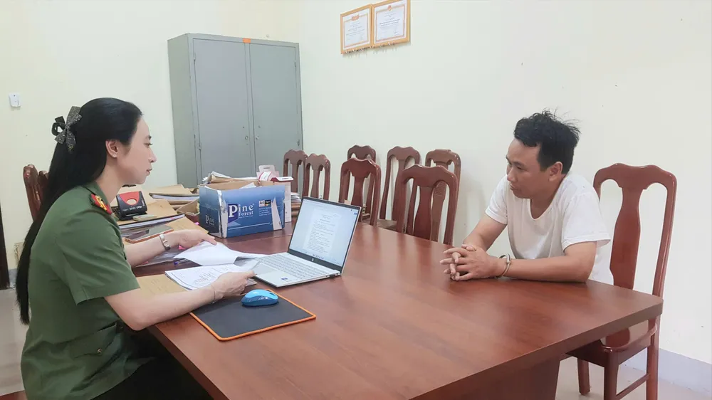 Cơ quan công an lấy lời khai Lê Văn Chiến