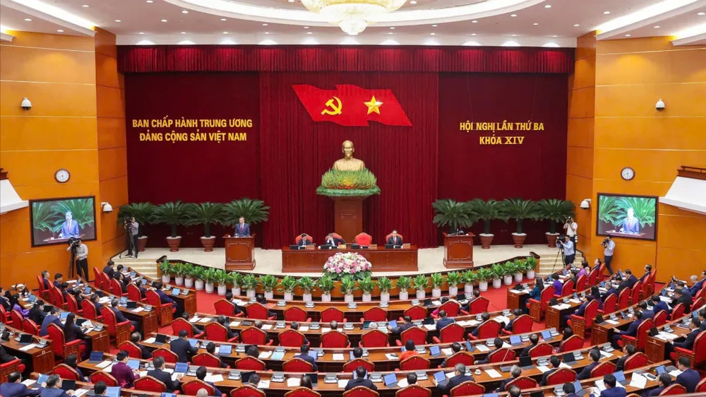 Phiên khai mạc Hội nghị lần thứ 3 Ban Chấp hành Trung ương Đảng khóa XIV, sáng 20-7. Ảnh: VIẾT CHUNG