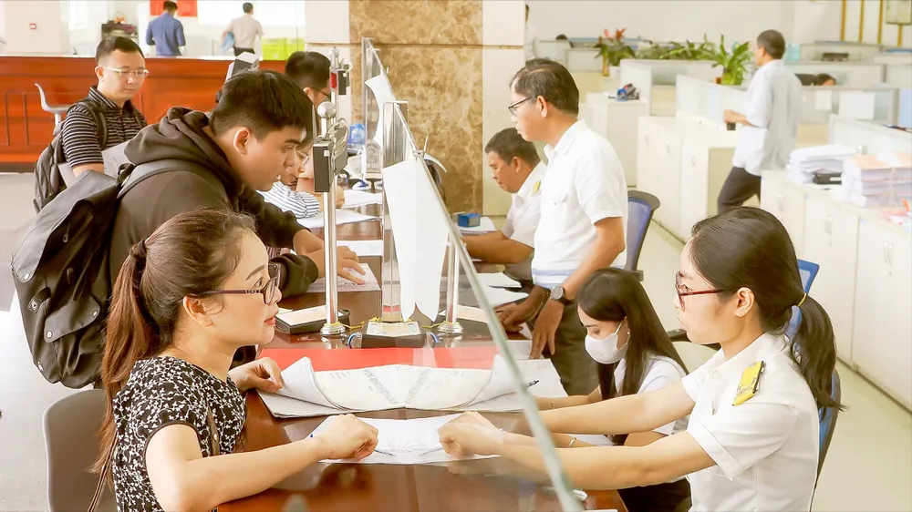 Hộ kinh doanh: Chạy đua hoàn thành thủ tục thuế trước hạn