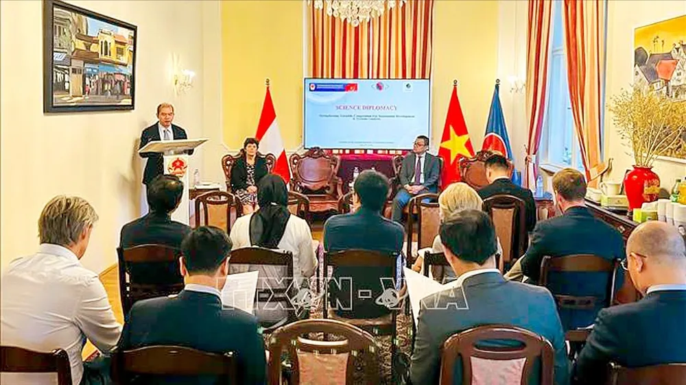Tầm nhìn chiến lược và tâm thế mới của đối ngoại Việt Nam