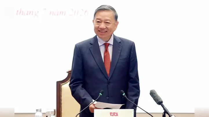 Ảnh: https://baochinhphu.vn/tong-bi-thu-chu-tich-nuoc-to-lam-xac-dinh-ngoai-giao-phuc-vu-phat-trien-la-trung-tam-102260731232549188.htm