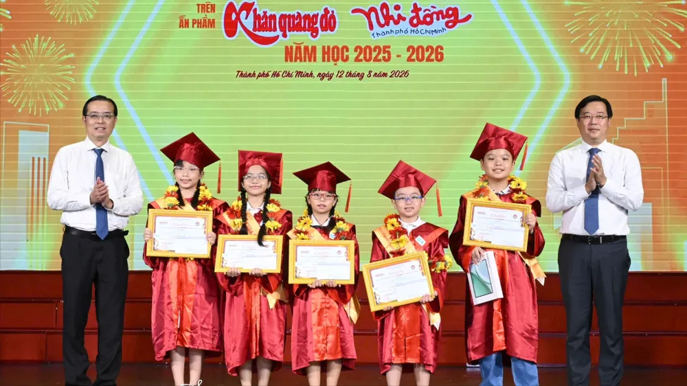 Lễ trao thưởng Giải Lê Quý Đôn: Bệ phóng thành công cho nhiều thế hệ học sinh