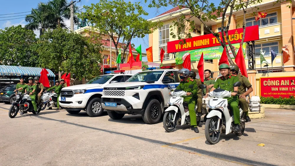 Dân hỏi, Công an xã Tân Vĩnh Lộc trả lời