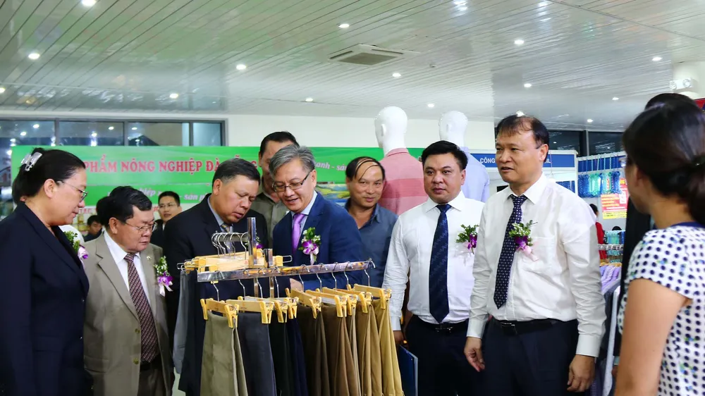Gần 200 DN tham gia Hội chợ quốc tế Thương mại, Du lịch và Đầu tư hành lang kinh tế Đông Tây