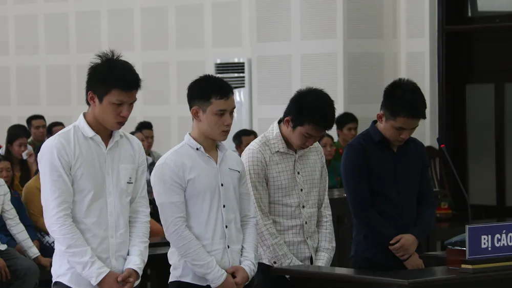 Các bị cáo tại phiên xét xử
