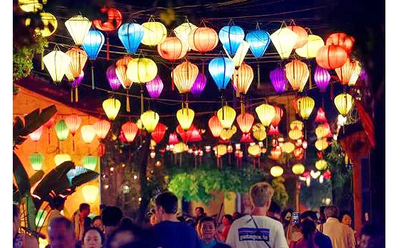 Lung linh phố cổ Hội An