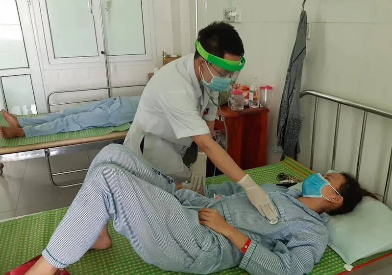 Sức khỏe 3 bệnh nhân bị nhiễm khuẩn do ăn pate Minh Chay ở Quảng Nam đã ổn định