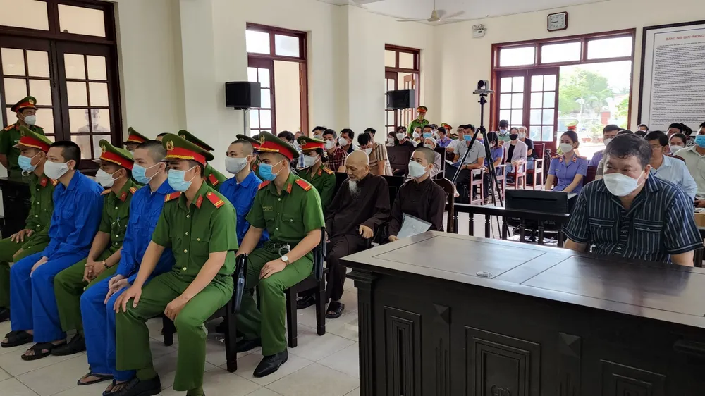 Hoãn phiên tòa xét xử ông Lê Tùng Vân và đồng phạm