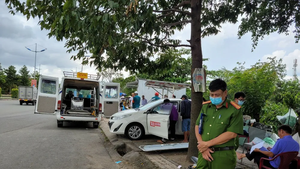 Điều tra nguyên nhân tử vong của tài xế taxi tại Long An