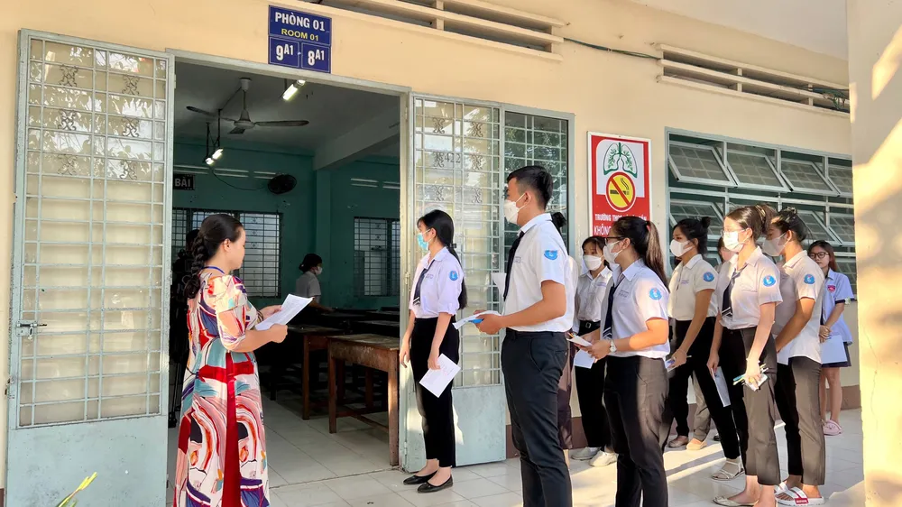 Kỳ thi tốt nghiệp THPT năm 2023 tại ĐBSCL: Một số thí sinh gặp sự cố khi đến điểm thi