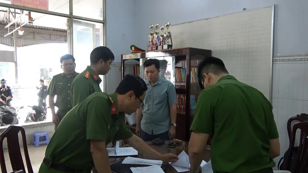 Long An: Bắt cựu đăng kiểm viên nhận hối lộ