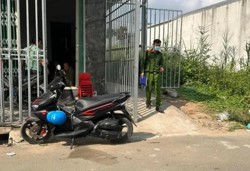 Mâu thuẫn tình cảm, nam thanh niên dùng dây nịt siết cổ người tình tử vong